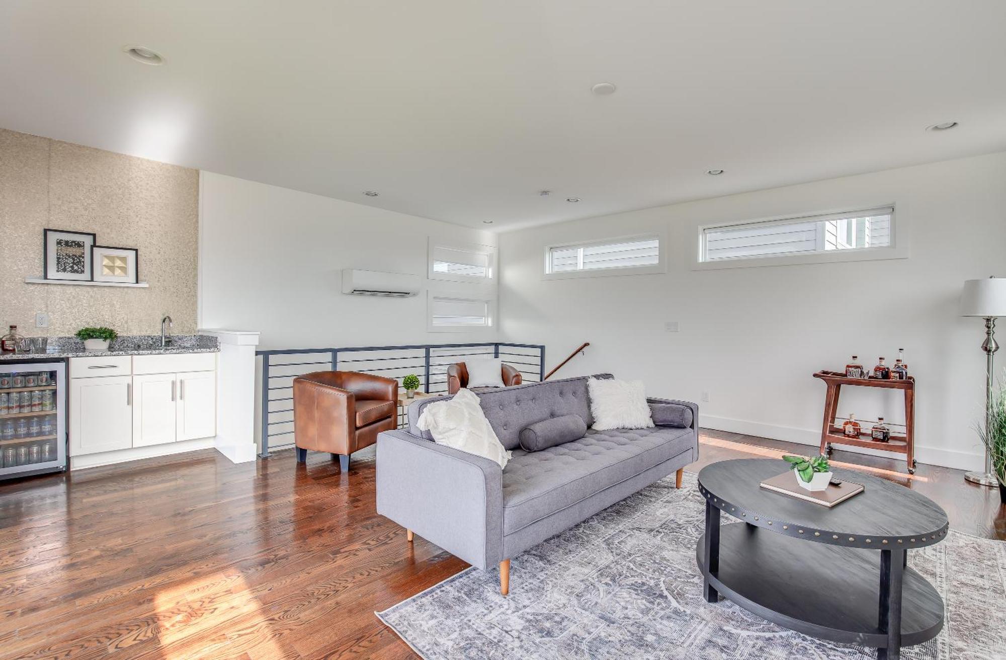 Whiskey House With Rooftop Golf, City Views! 8Min To Downtown! Sleeps 9! Nashville Exterior photo