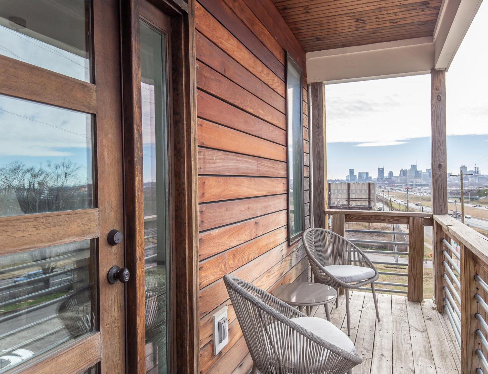 Whiskey House With Rooftop Golf, City Views! 8Min To Downtown! Sleeps 9! Nashville Exterior photo