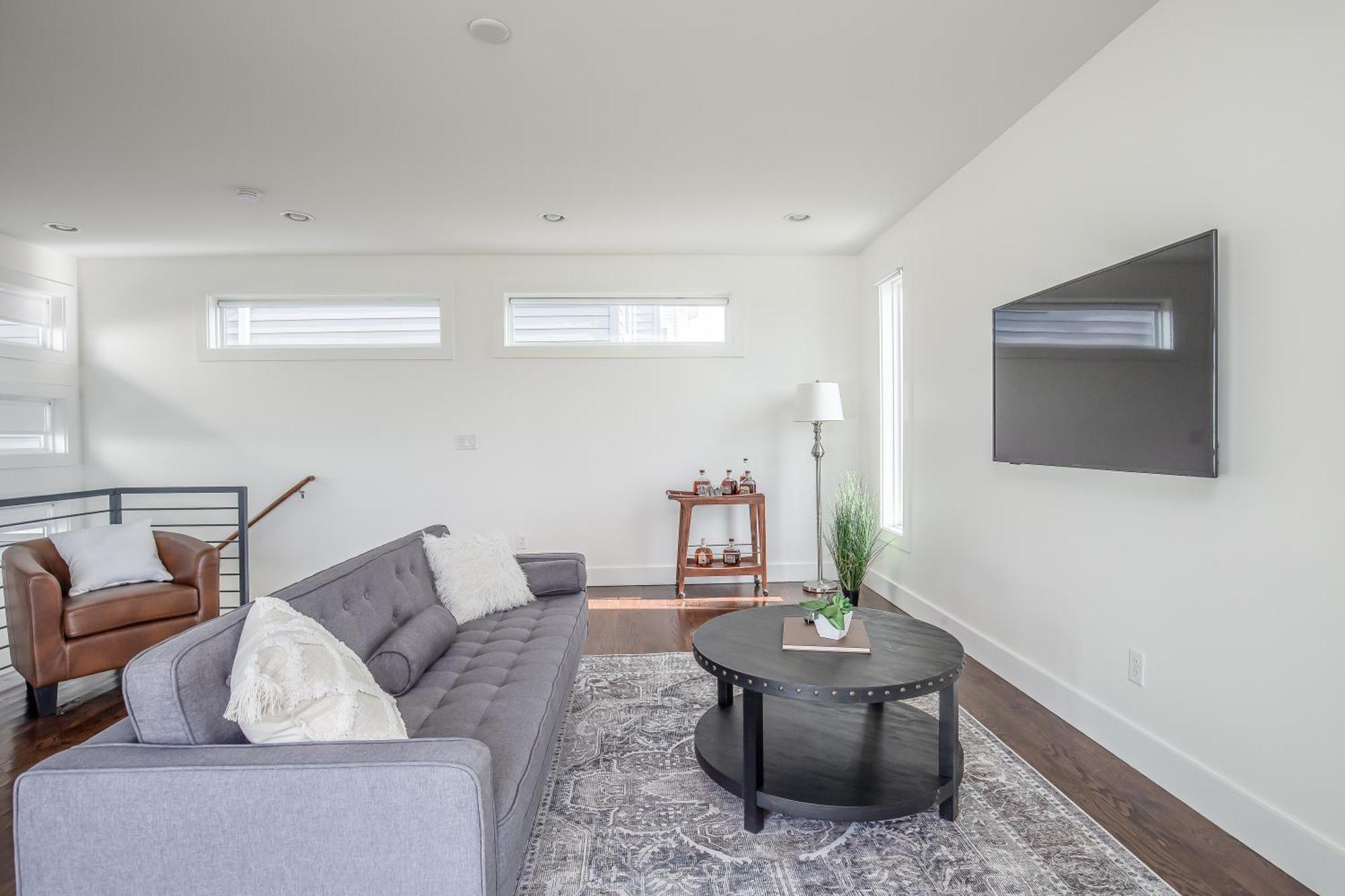 Whiskey House With Rooftop Golf, City Views! 8Min To Downtown! Sleeps 9! Nashville Exterior photo