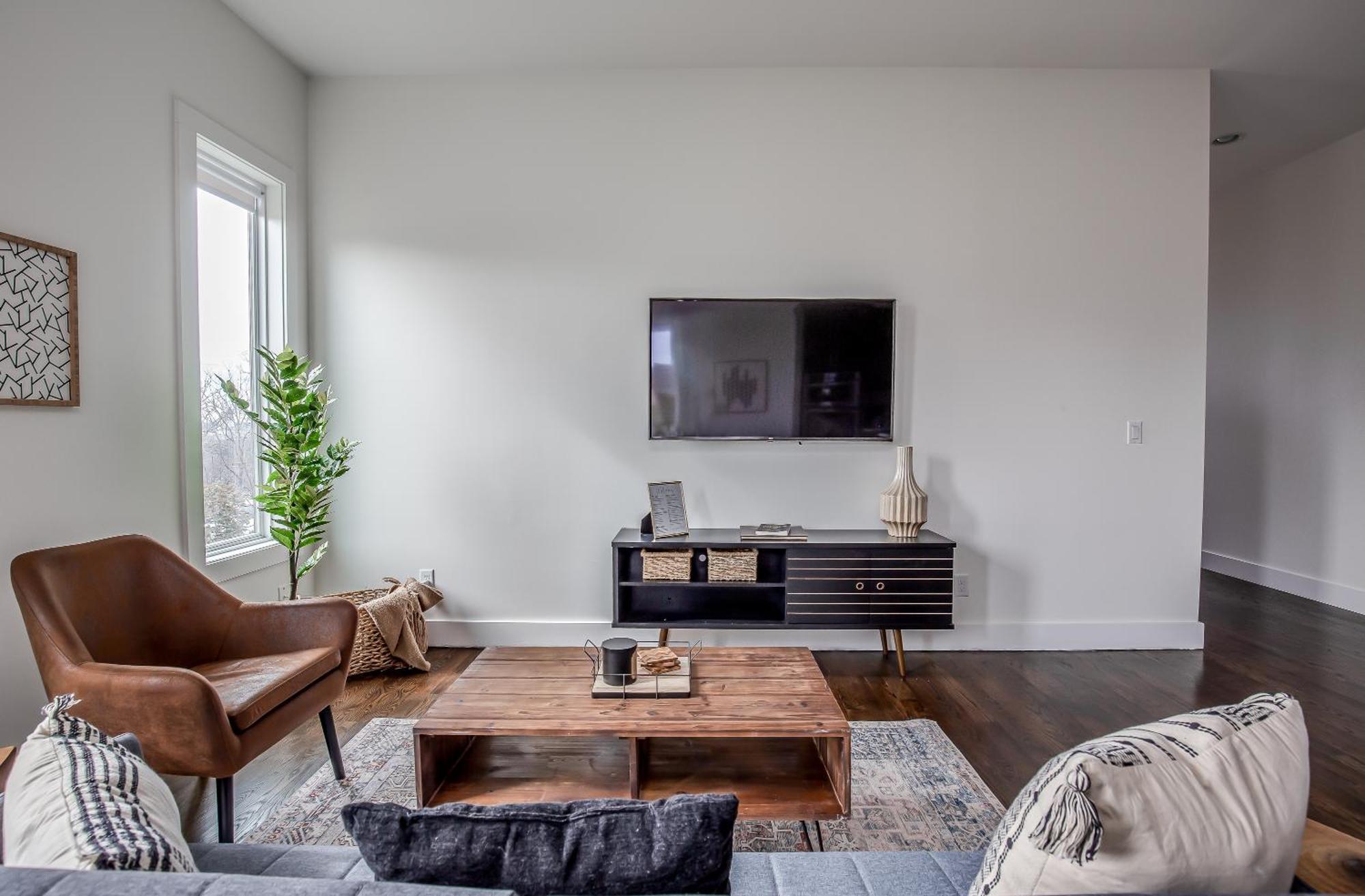 Whiskey House With Rooftop Golf, City Views! 8Min To Downtown! Sleeps 9! Nashville Exterior photo