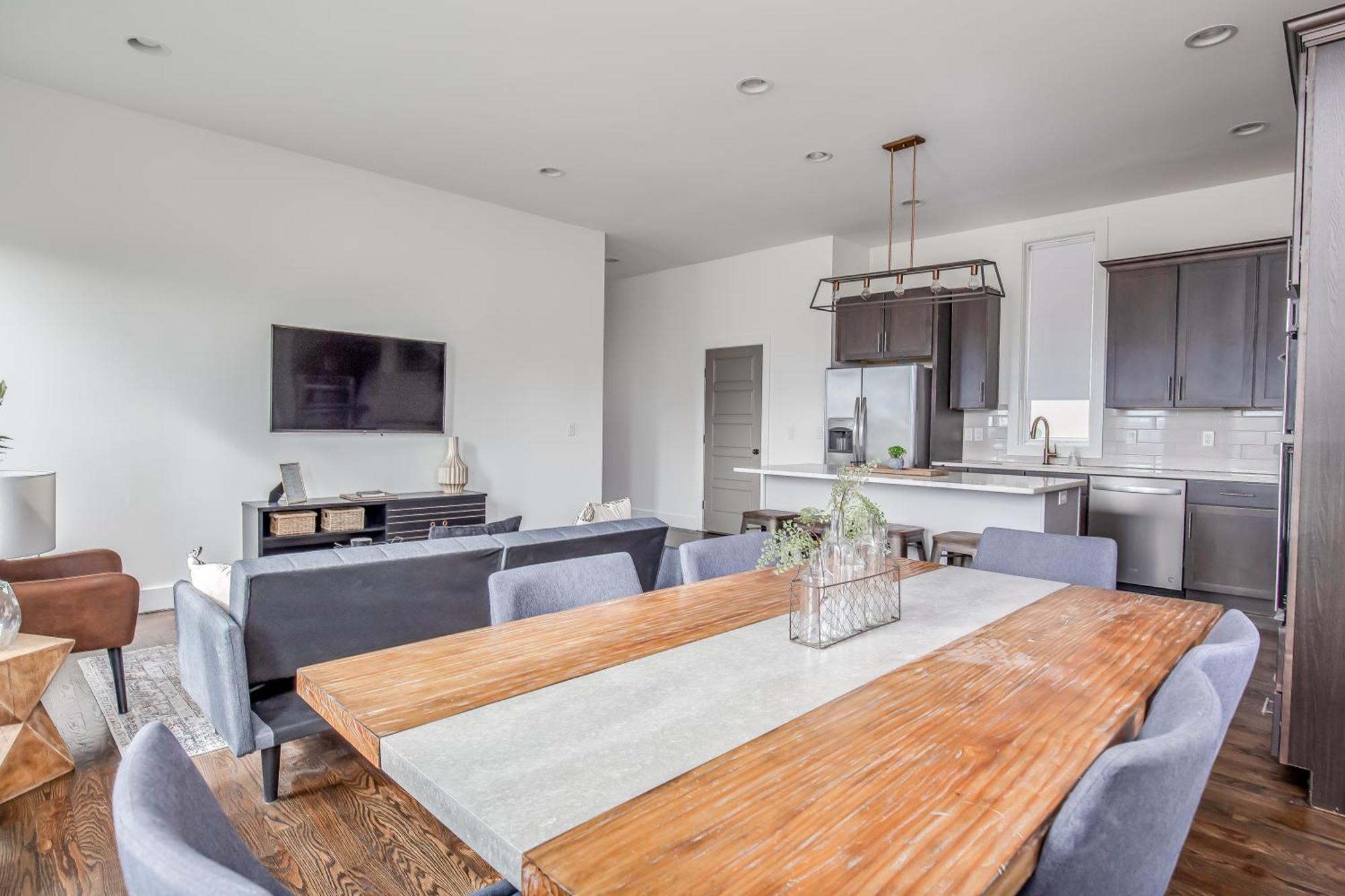 Whiskey House With Rooftop Golf, City Views! 8Min To Downtown! Sleeps 9! Nashville Exterior photo